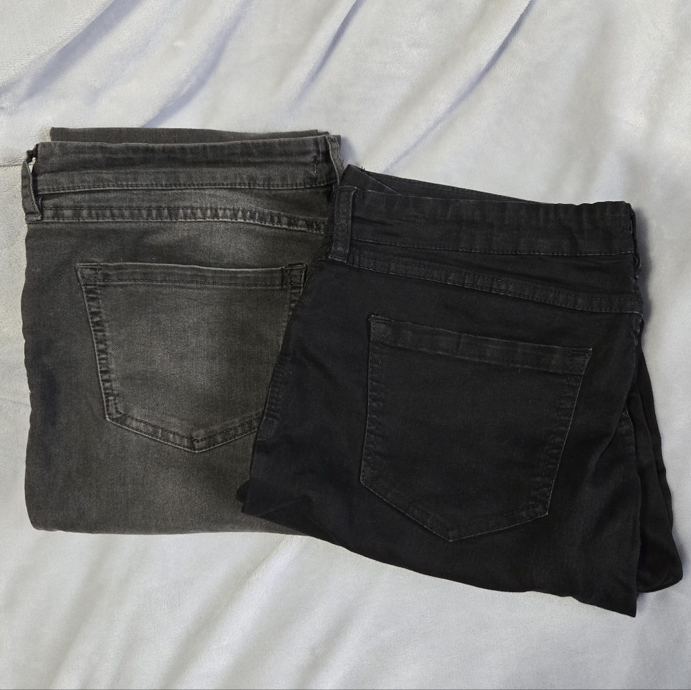 Set of Two Gray and Black Jeggings